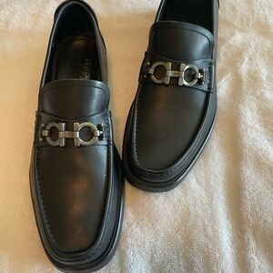 Authentic Salvato Ferragamo (Men’s) Loafers
Black Leather 
Size 8.5